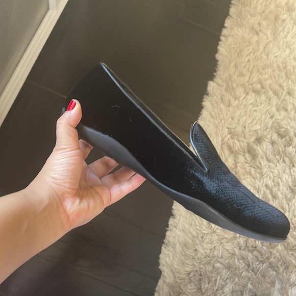 Harry’s of London Velvet loafers for men - Picture 4 of 6